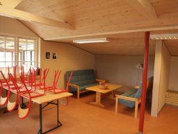 Storrummet mod terrassen og hyggekrogen